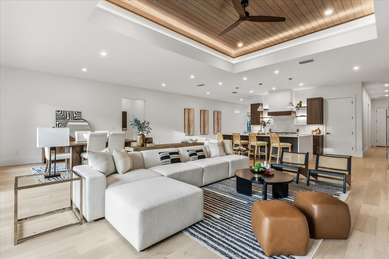 Image 20 of 56 For 2412 Chantilly Avenue