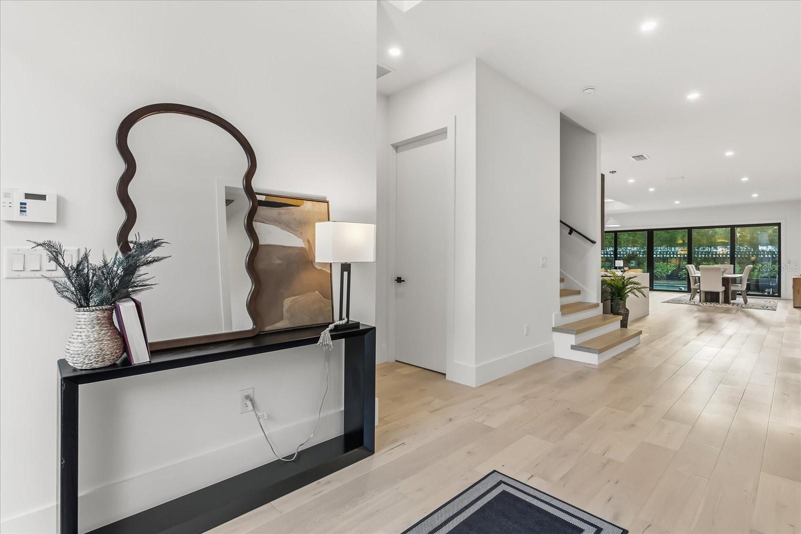 Image 24 of 56 For 2412 Chantilly Avenue