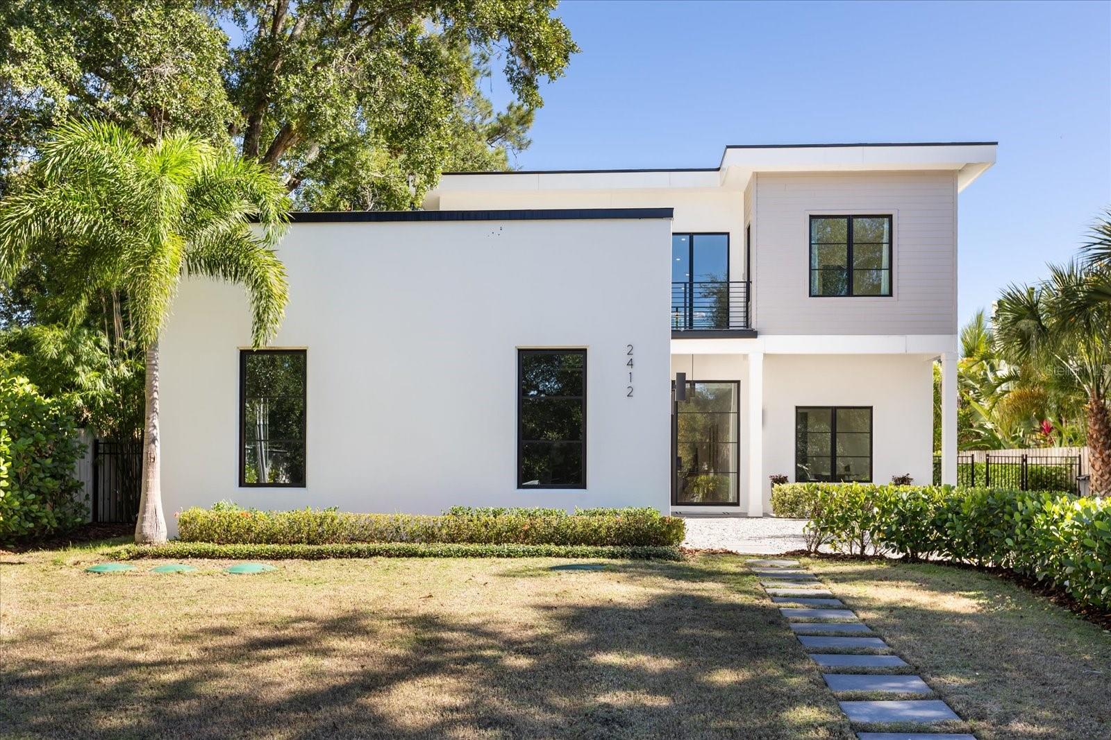 Image 3 of 56 For 2412 Chantilly Avenue