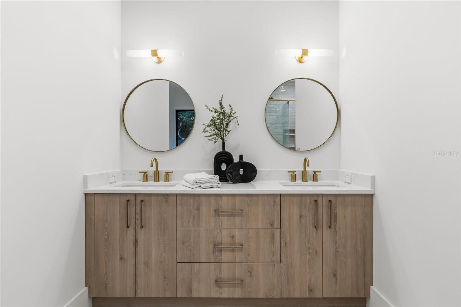 Image 50 of 56 For 2412 Chantilly Avenue