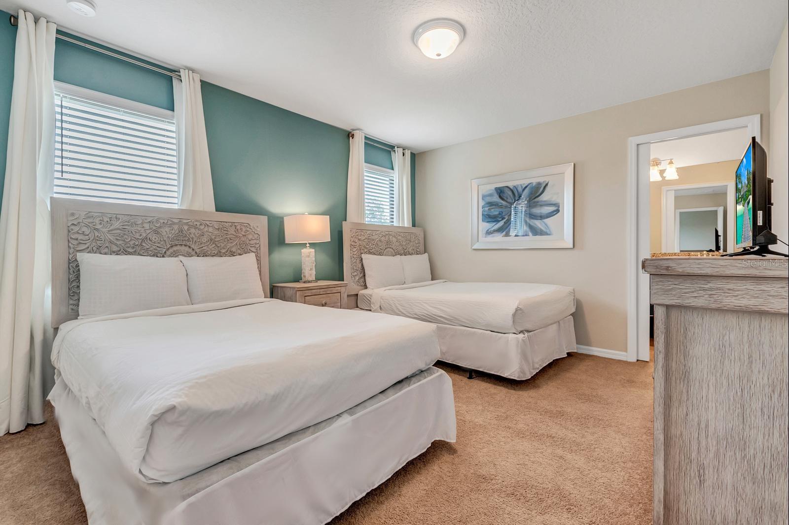 Image 32 of 83 For 8801 Bengal Court