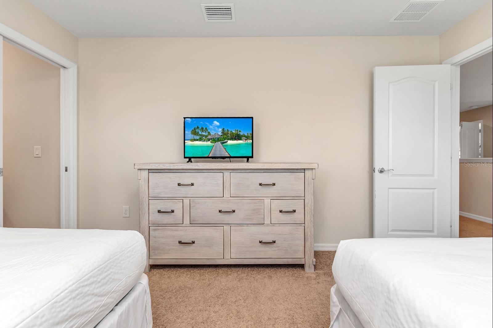 Image 35 of 83 For 8801 Bengal Court