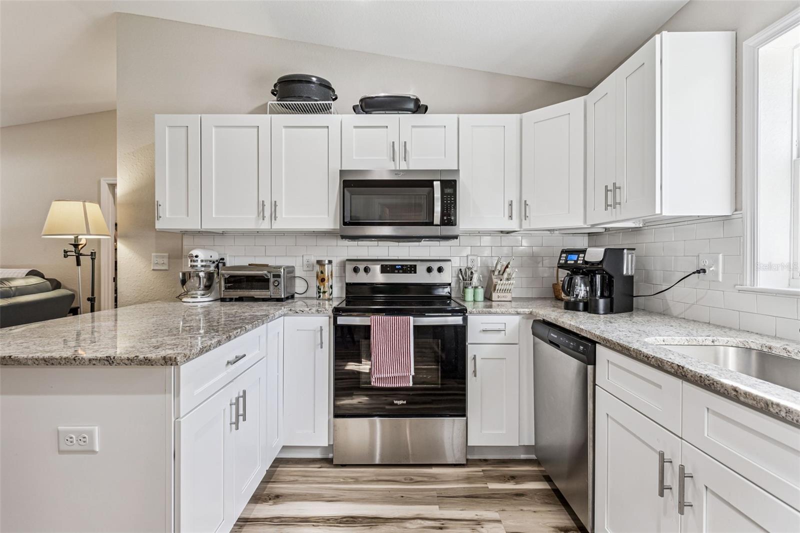 Image 8 of 20 For 61 Guava Trail