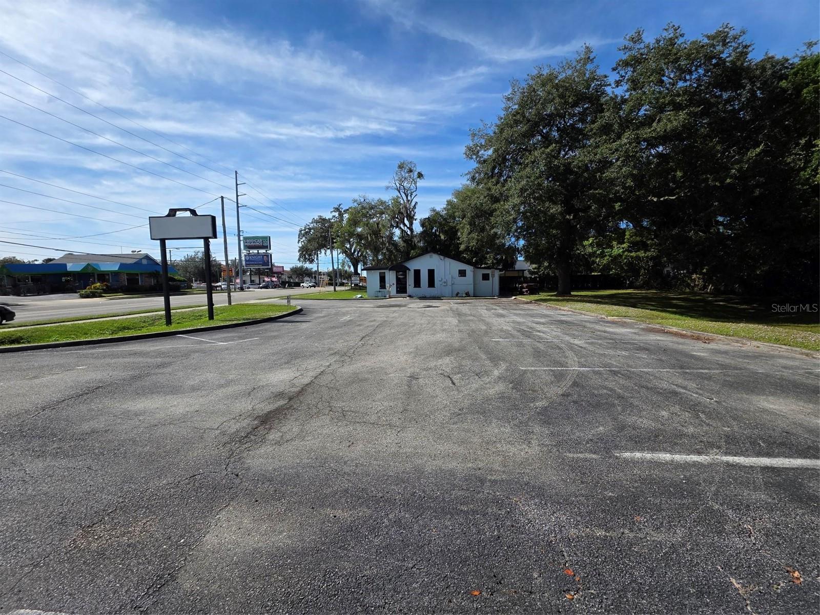 Image 2 of 9 For 217 State Road 434