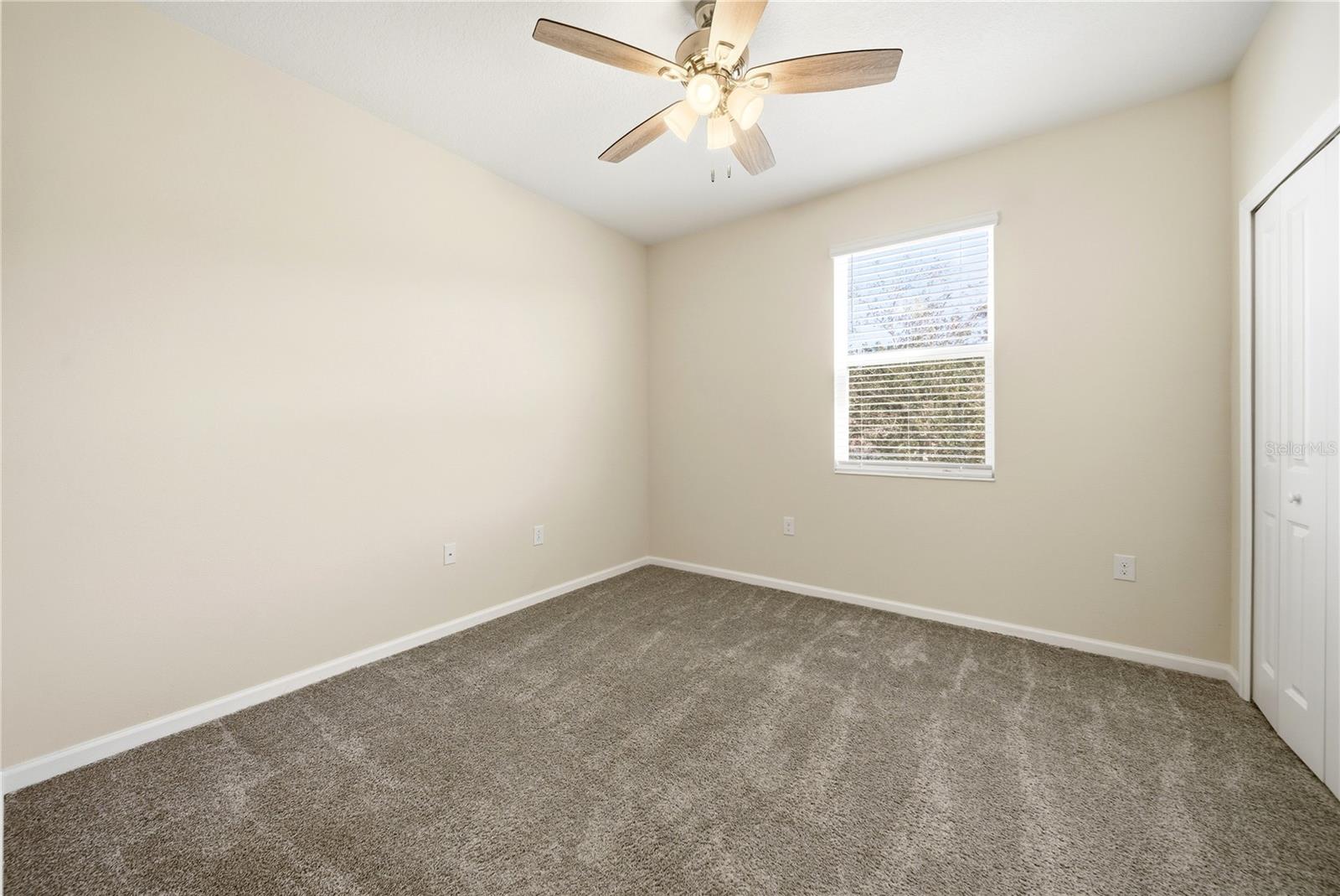 Image 25 of 45 For 737 Panical Drive