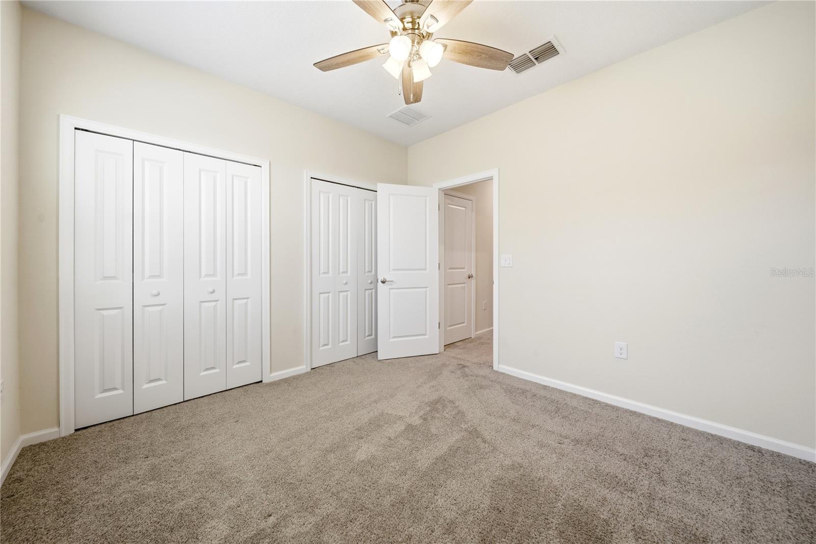 Image 26 of 45 For 737 Panical Drive