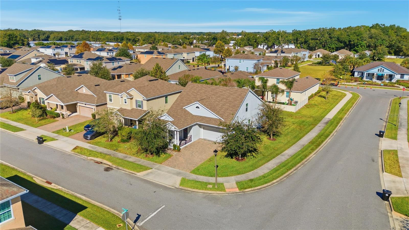 Image 36 of 45 For 737 Panical Drive