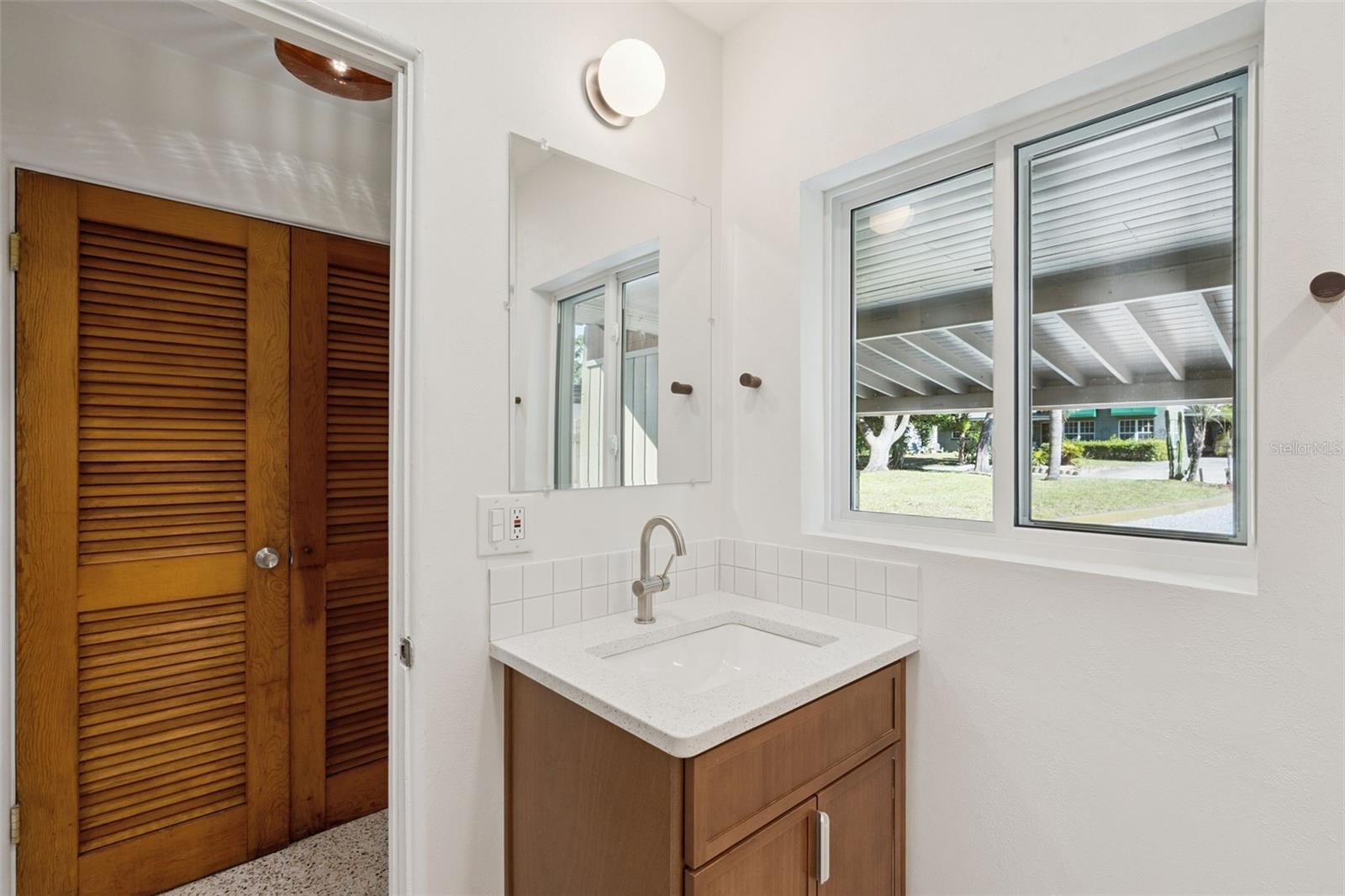 Image 28 of 35 For 6 Barnard Court