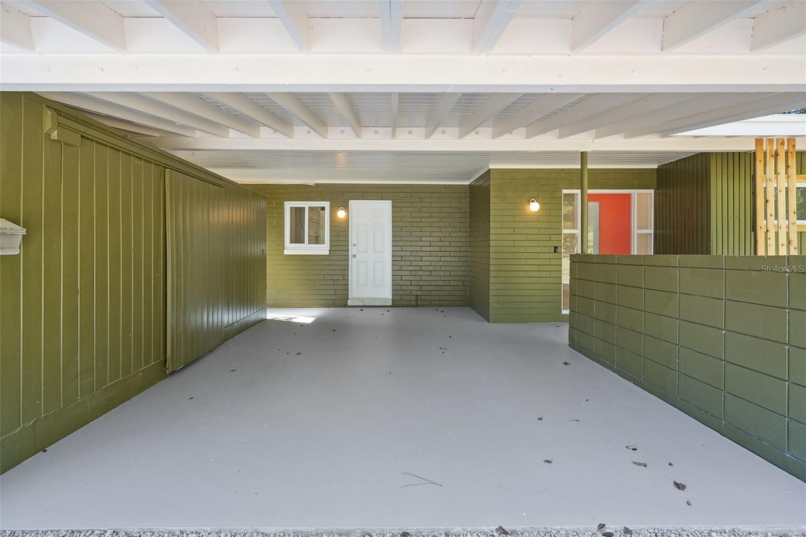 Image 4 of 35 For 6 Barnard Court