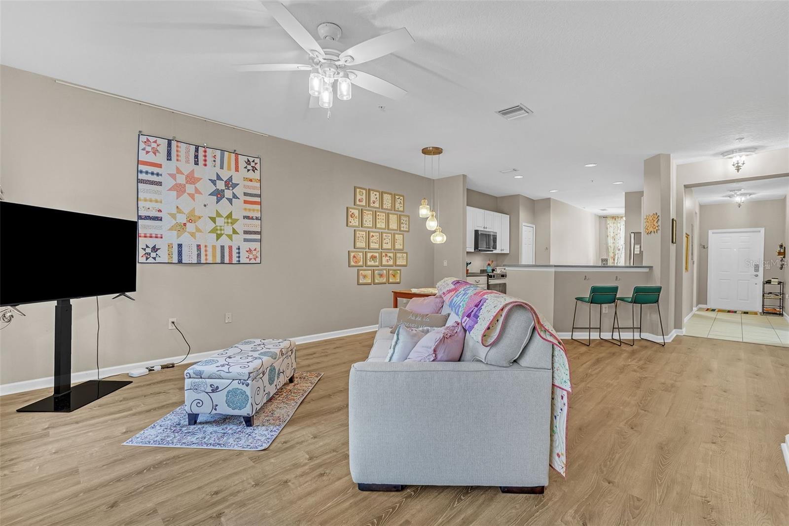 Image 13 of 56 For 4250 Corrine Drive 203