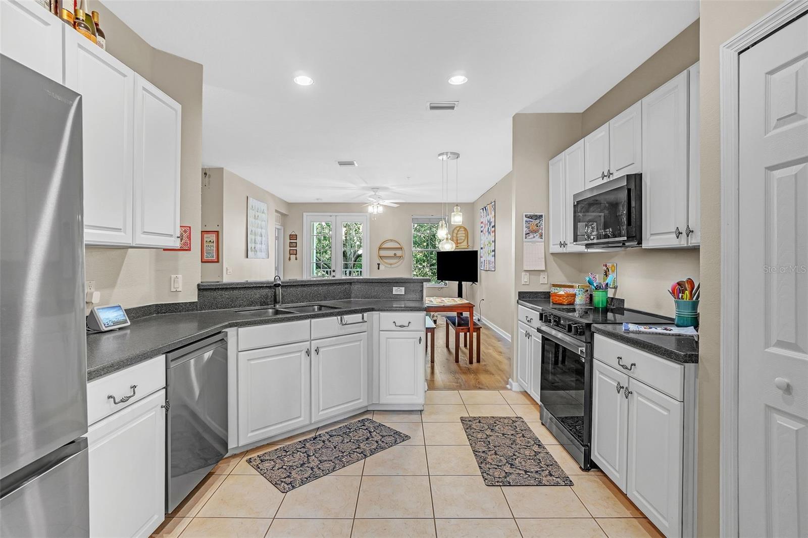 Image 6 of 56 For 4250 Corrine Drive 203