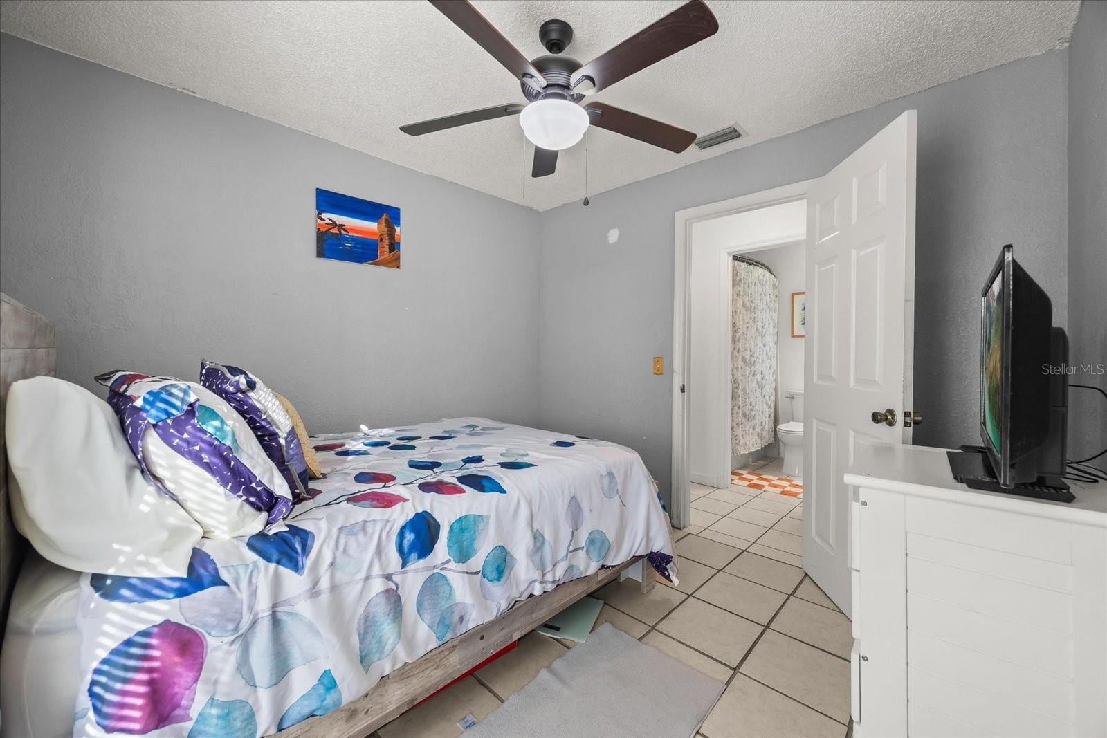 Image 21 of 35 For 1108 Avenue N