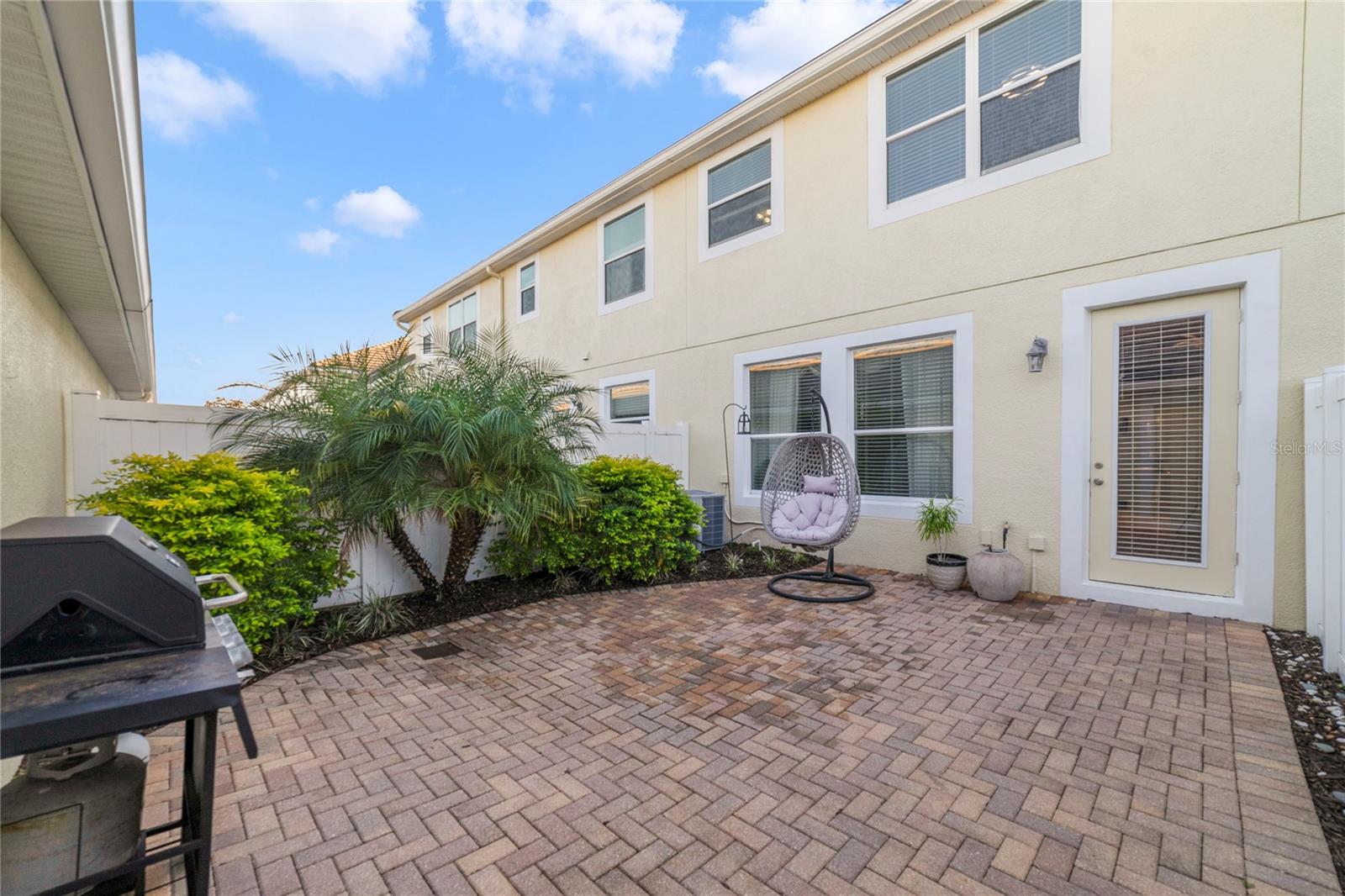 Image 22 of 24 For 7411 Ripplepointe Way