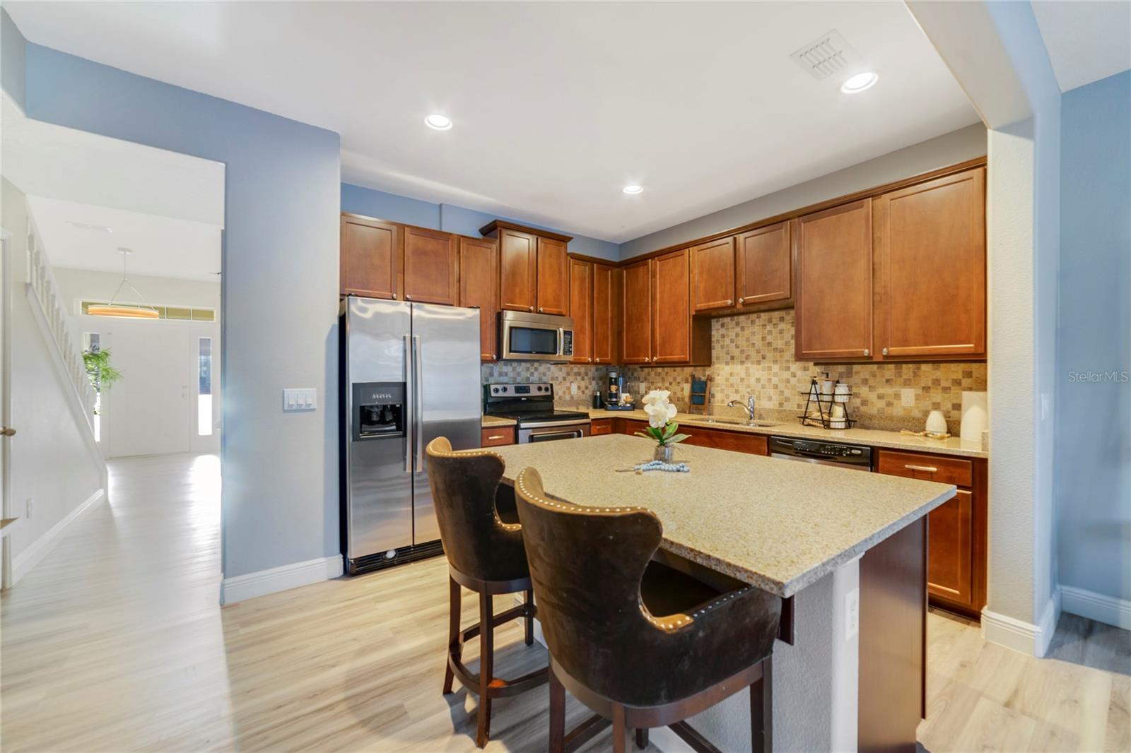 Image 5 of 24 For 7411 Ripplepointe Way