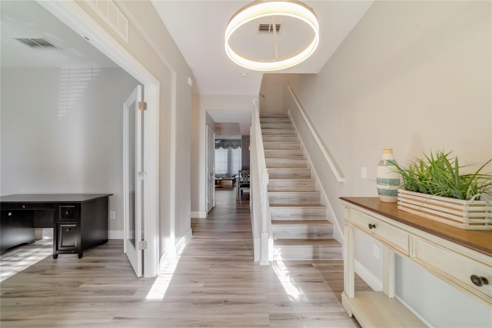 Image 6 of 24 For 7411 Ripplepointe Way