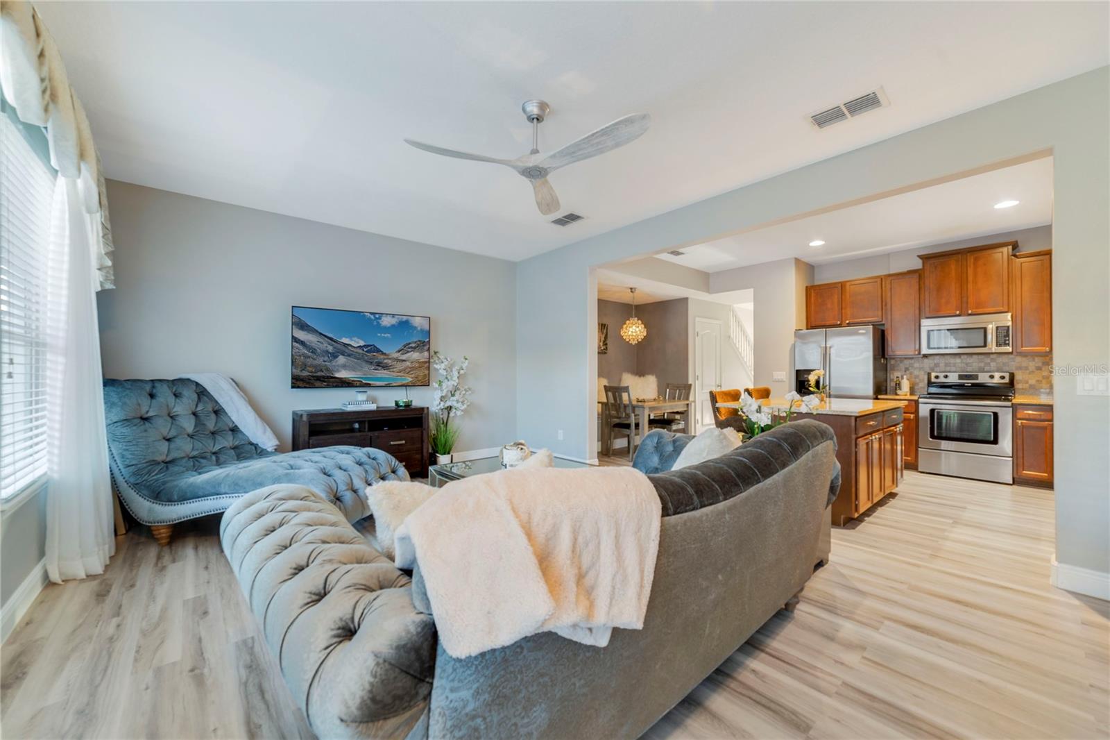 Image 9 of 24 For 7411 Ripplepointe Way