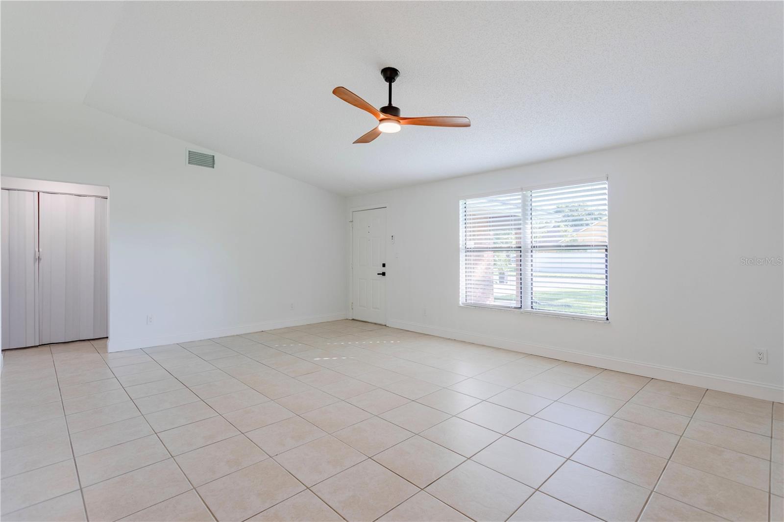 Image 4 of 31 For 3002 Smu Boulevard