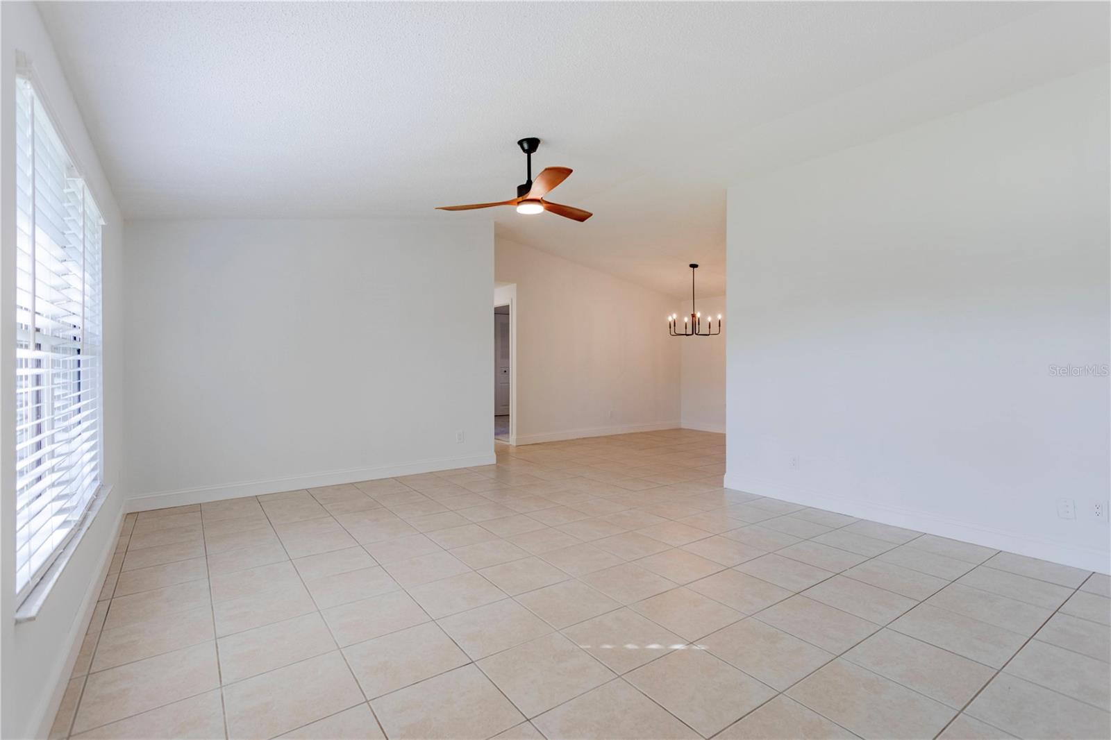 Image 5 of 31 For 3002 Smu Boulevard