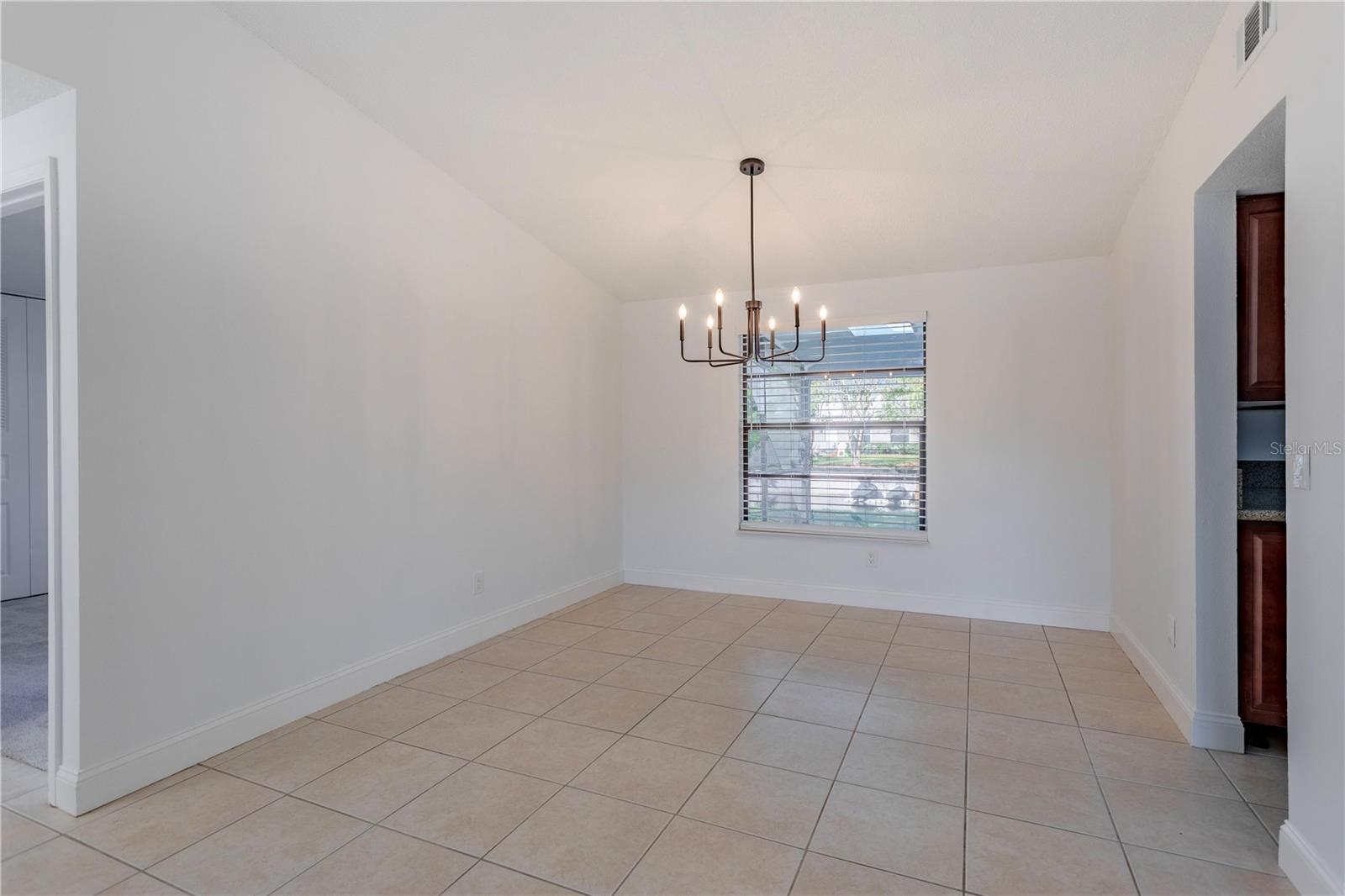 Image 7 of 31 For 3002 Smu Boulevard