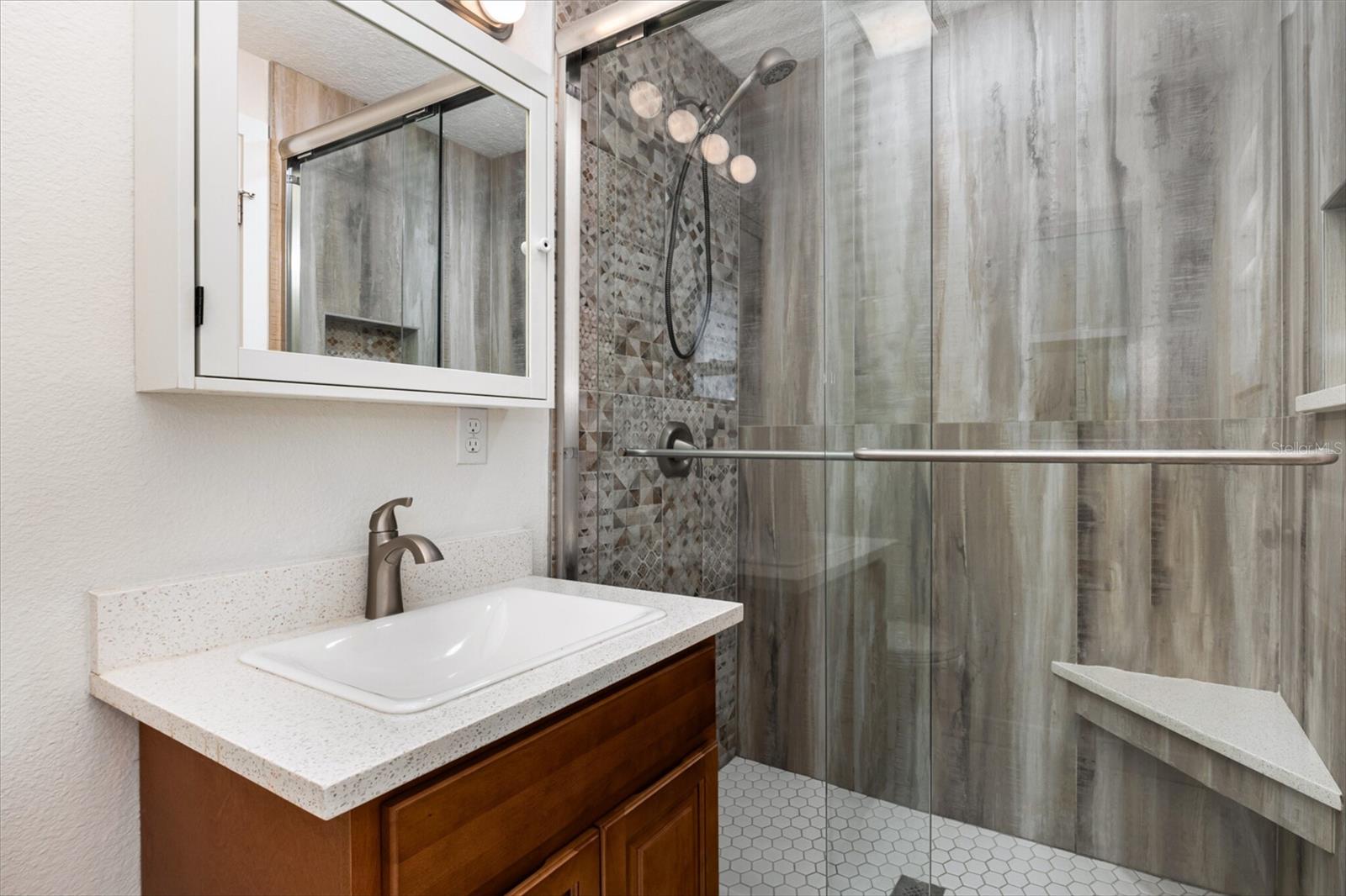 Image 11 of 21 For 1509 Gore Street