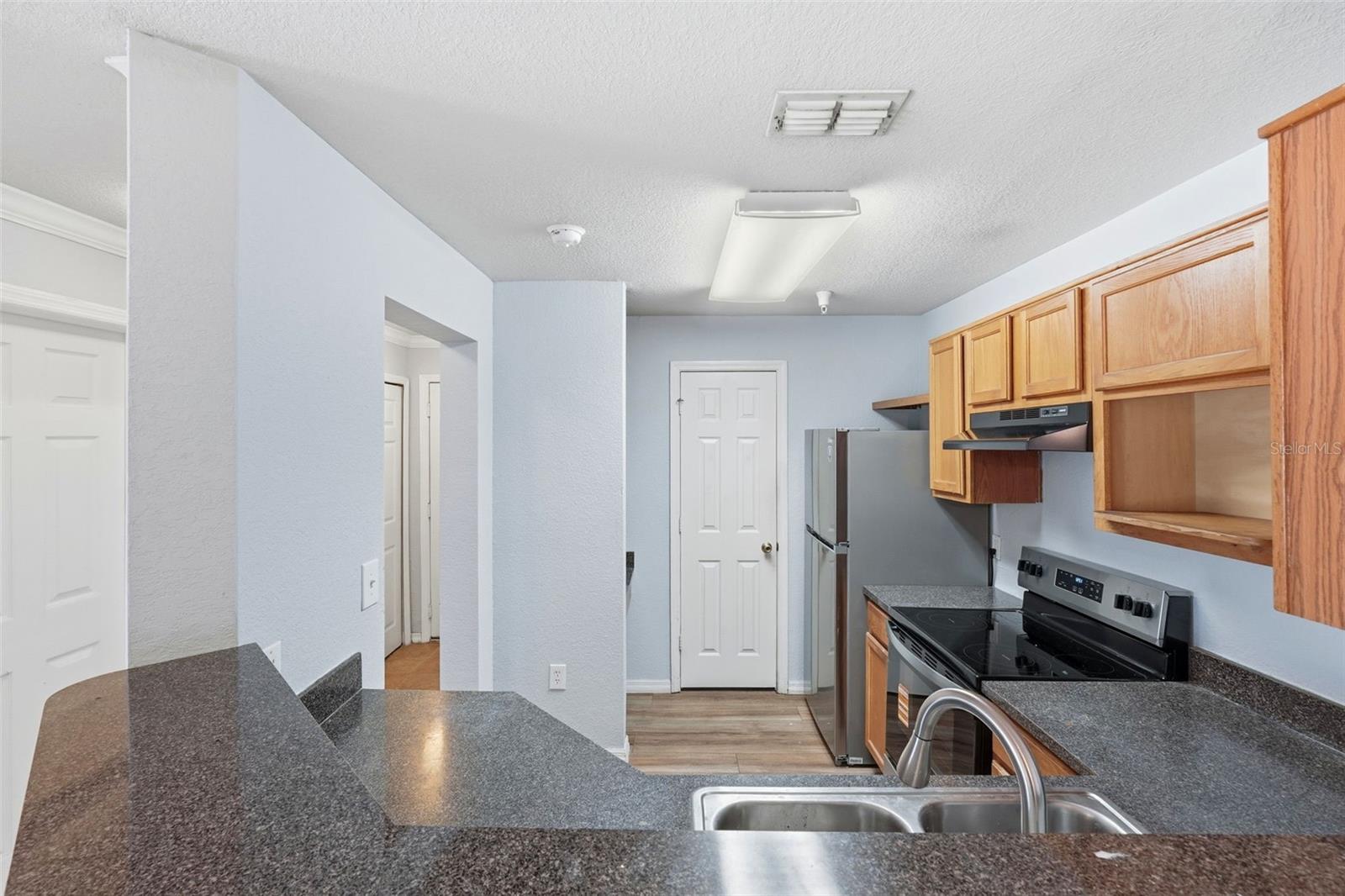 Image 10 of 32 For 3702 Palm Desert Lane 5437