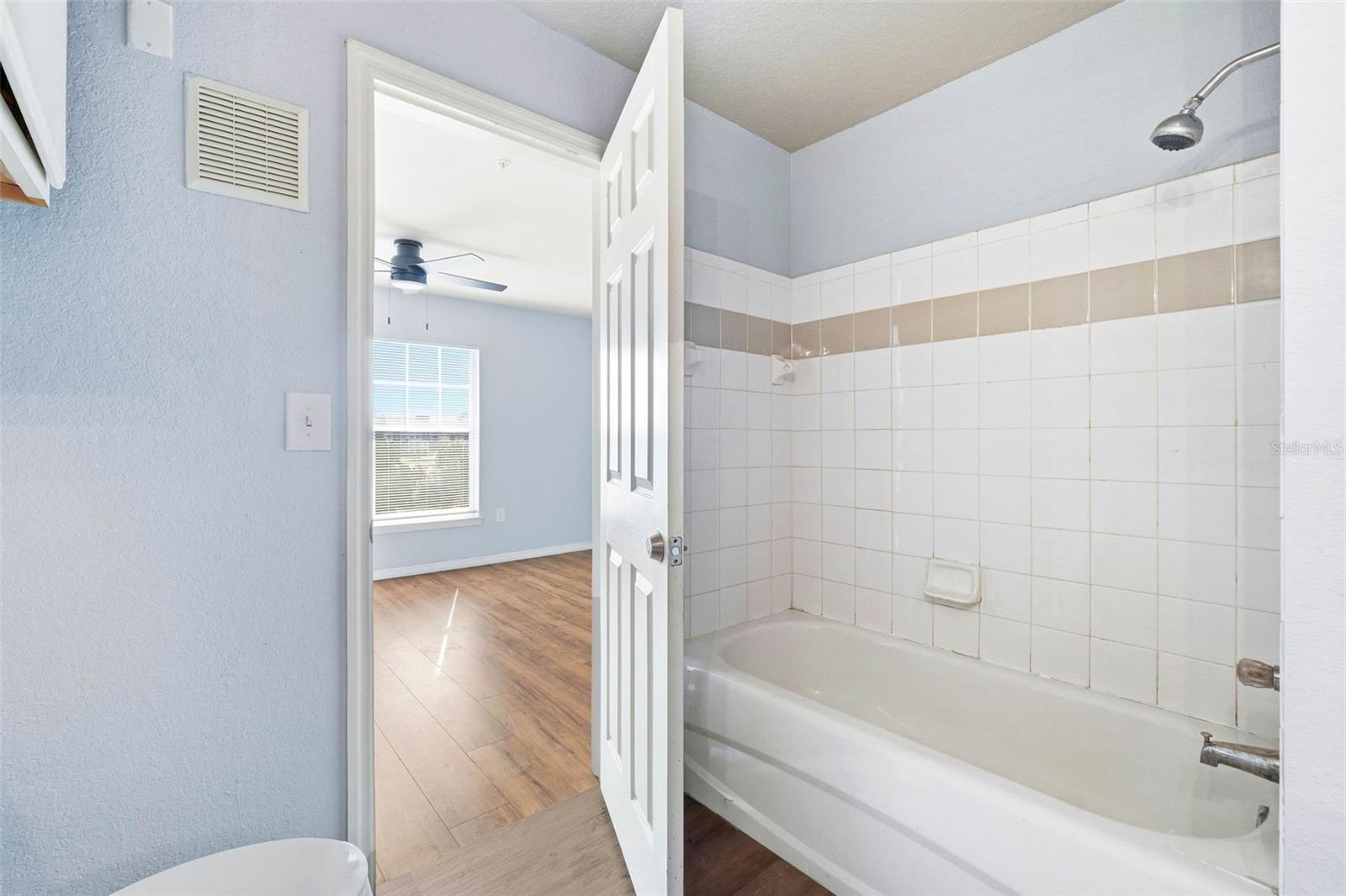 Image 19 of 32 For 3702 Palm Desert Lane 5437