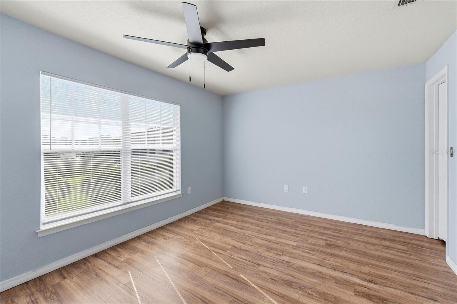 Image 20 of 32 For 3702 Palm Desert Lane 5437