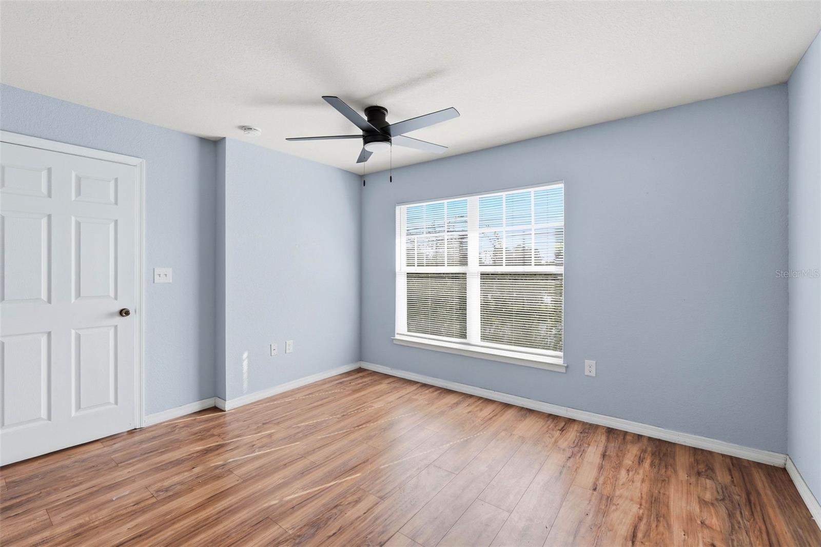 Image 21 of 32 For 3702 Palm Desert Lane 5437