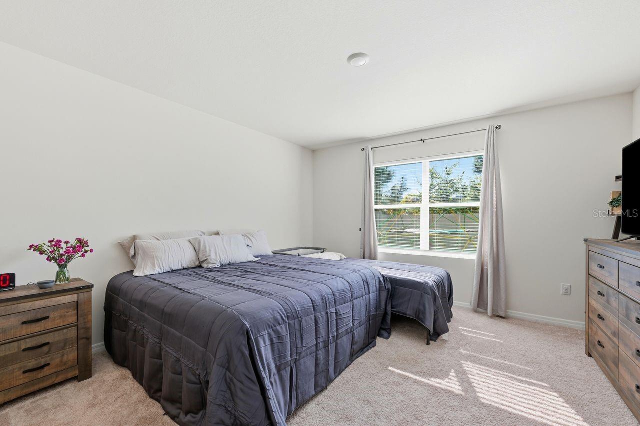 Image 11 of 19 For 2033 Twin Flower Lane