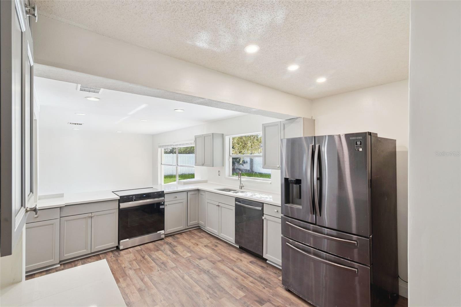 Image 15 of 34 For 2218 King Richards Court