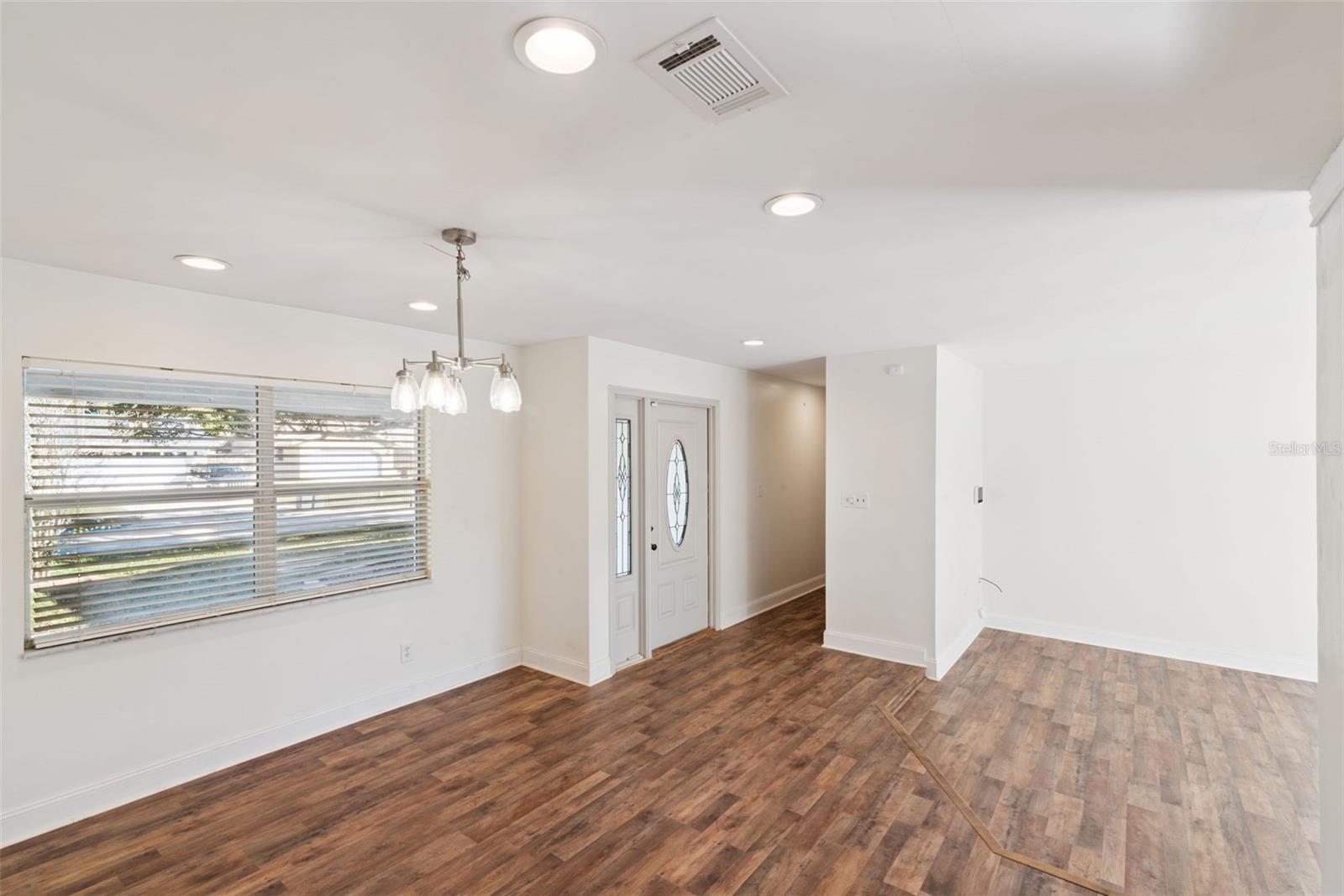 Image 2 of 34 For 2218 King Richards Court