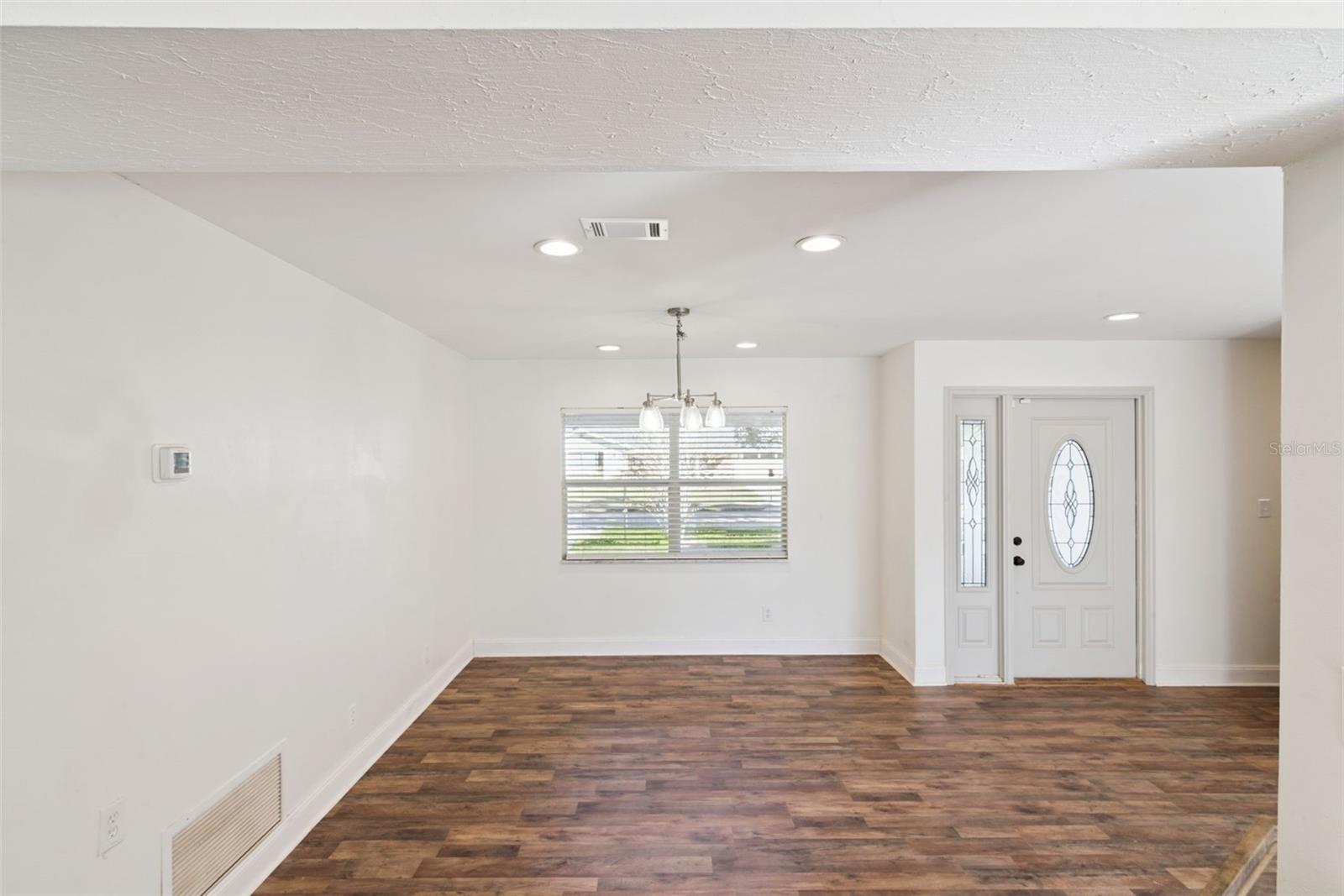 Image 4 of 34 For 2218 King Richards Court