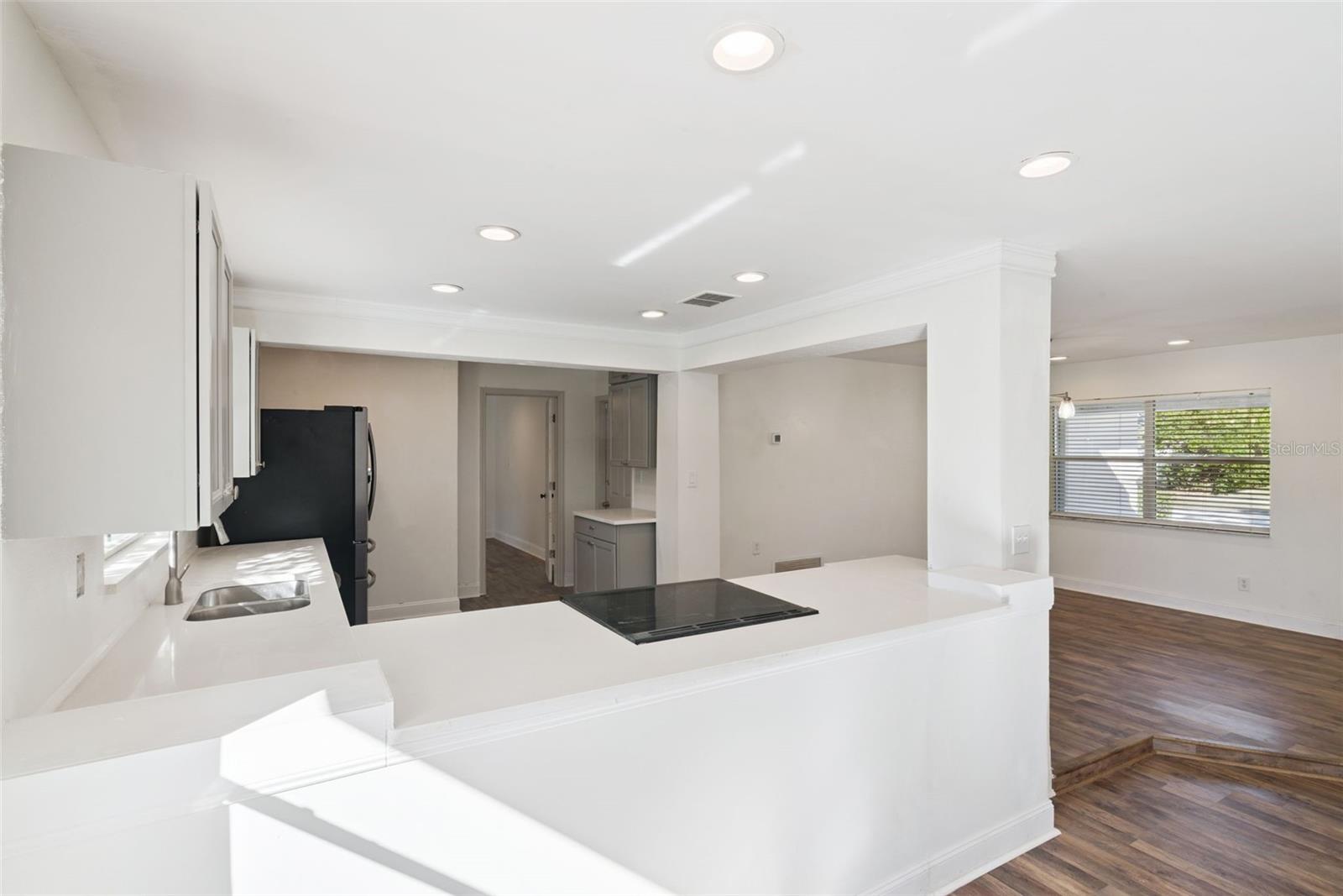 Image 9 of 34 For 2218 King Richards Court