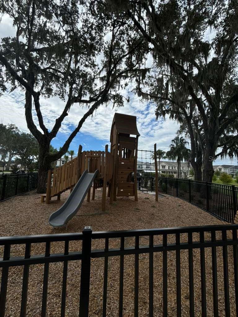 Image 6 of 19 For 11301 Nona Sound Street