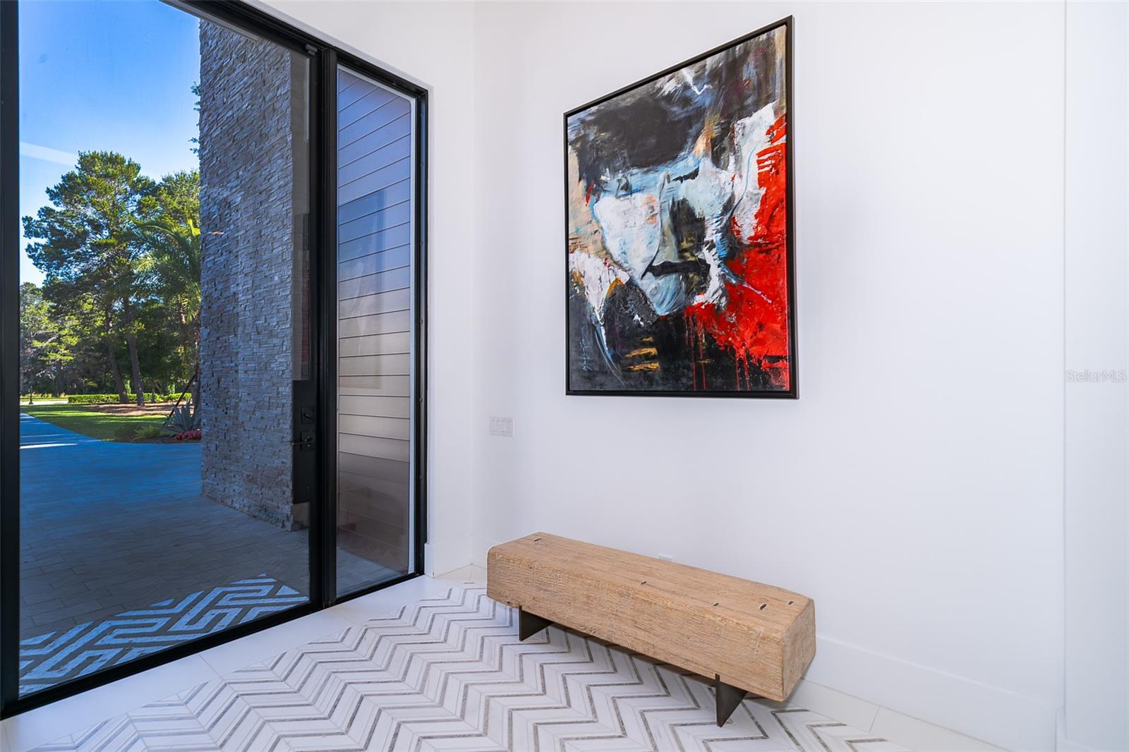 Image 13 of 98 For 15210 Pendio Drive