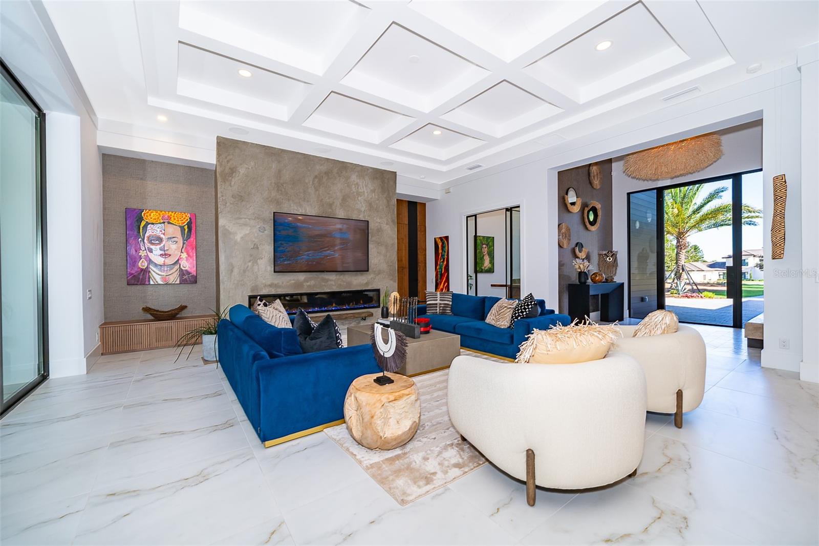 Image 15 of 98 For 15210 Pendio Drive