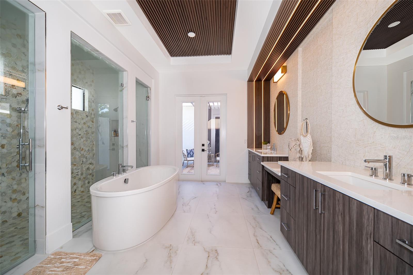 Image 49 of 98 For 15210 Pendio Drive