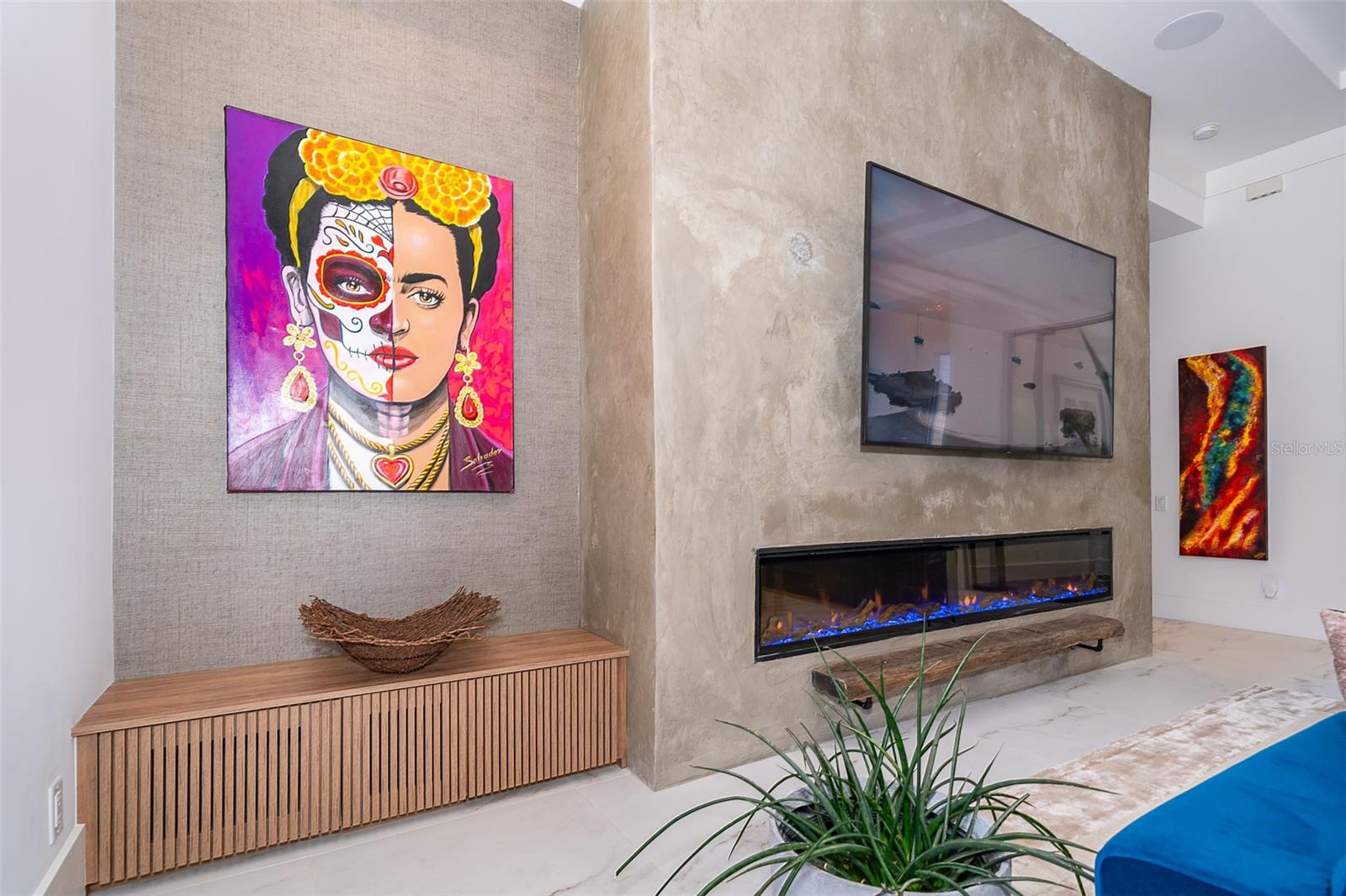 Image 73 of 98 For 15210 Pendio Drive