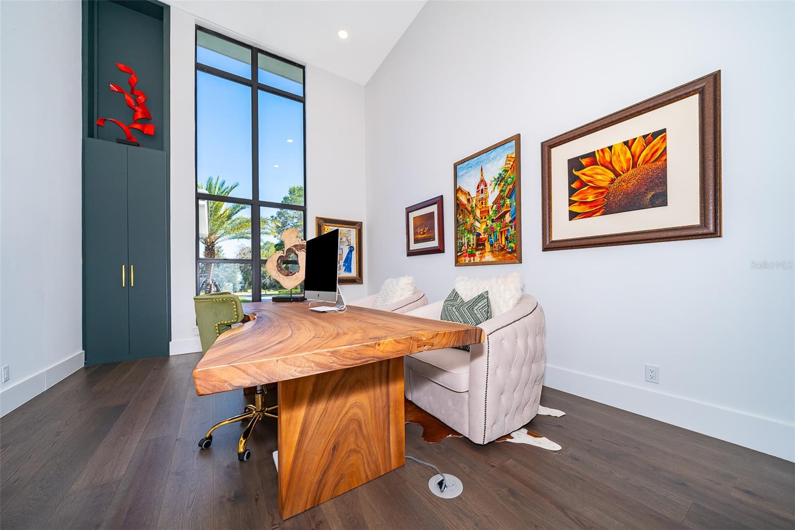 Image 83 of 98 For 15210 Pendio Drive