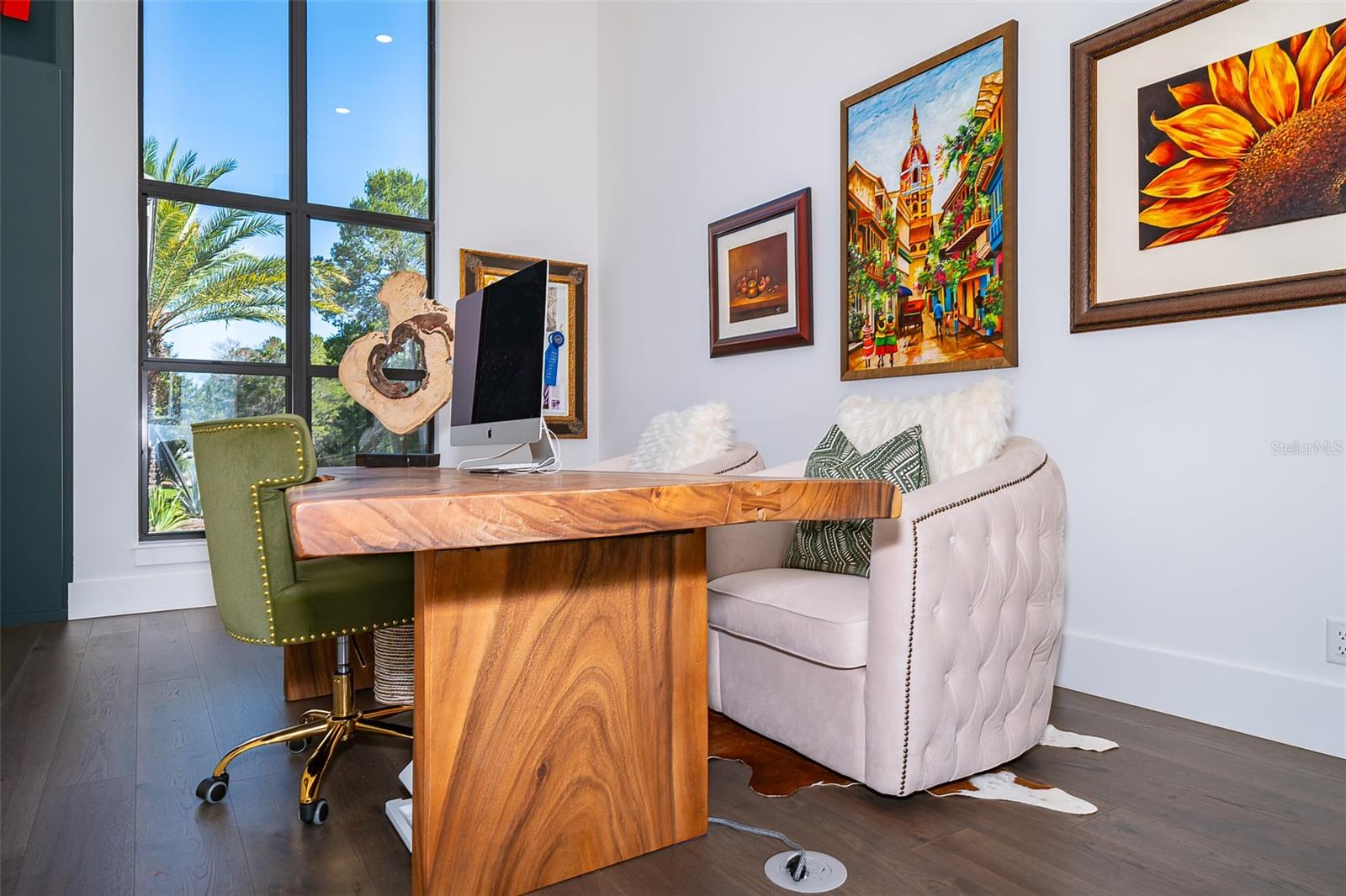 Image 84 of 98 For 15210 Pendio Drive