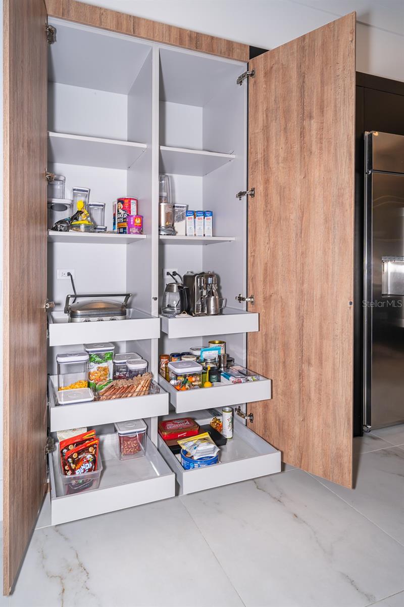 Image 86 of 98 For 15210 Pendio Drive