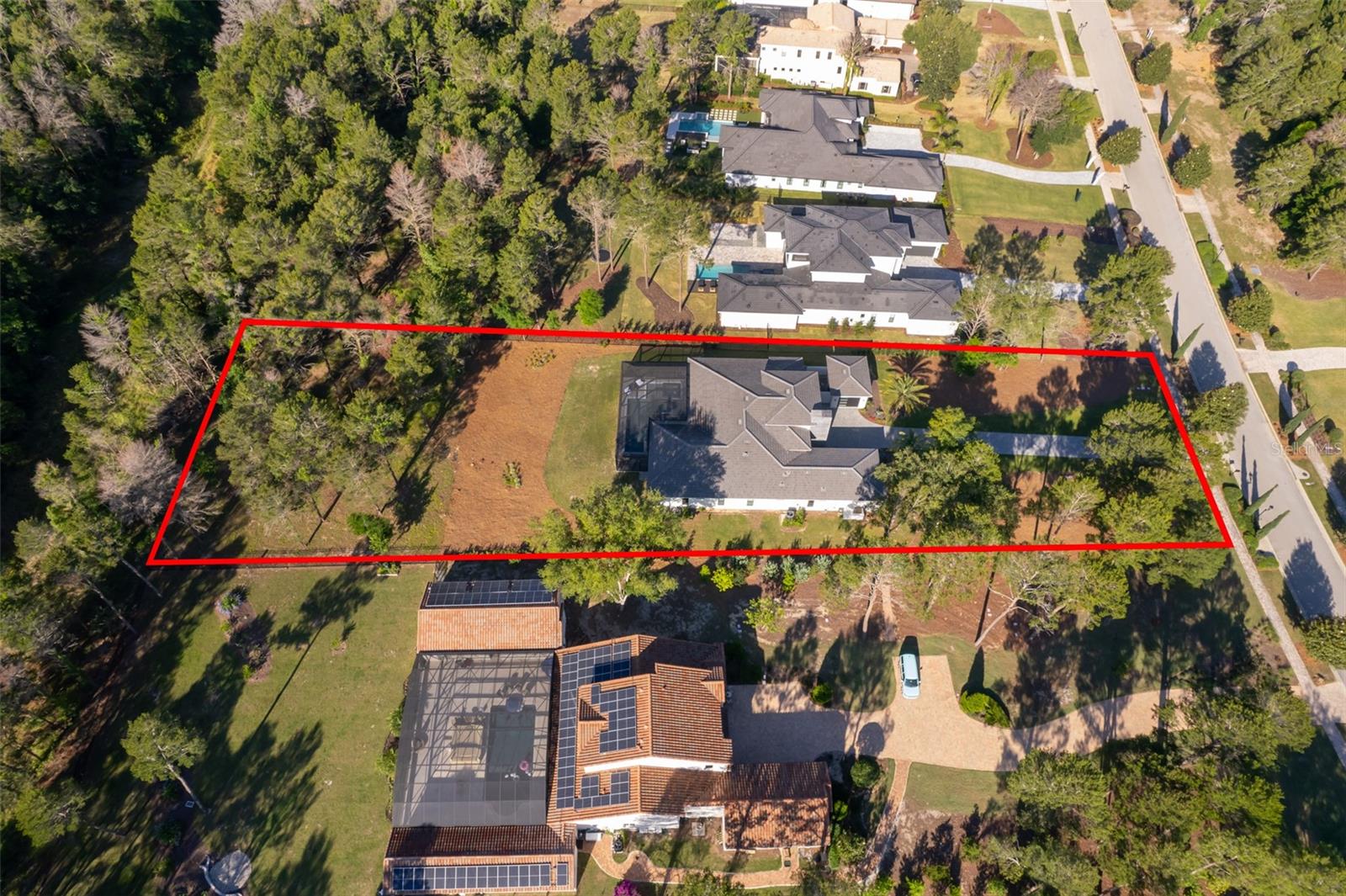 Image 9 of 98 For 15210 Pendio Drive