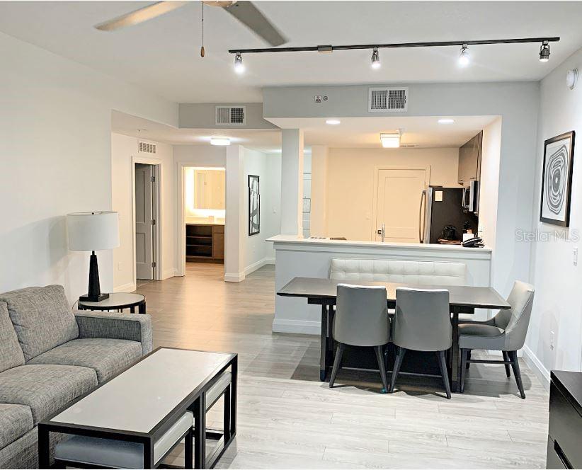 Image 12 of 53 For 14501 Grove Resort Avenue 3716