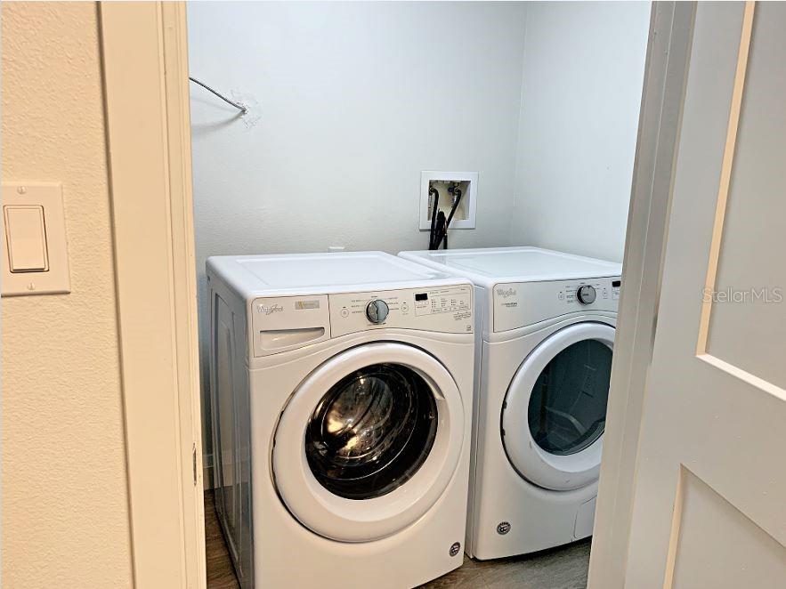 Image 8 of 53 For 14501 Grove Resort Avenue 3716