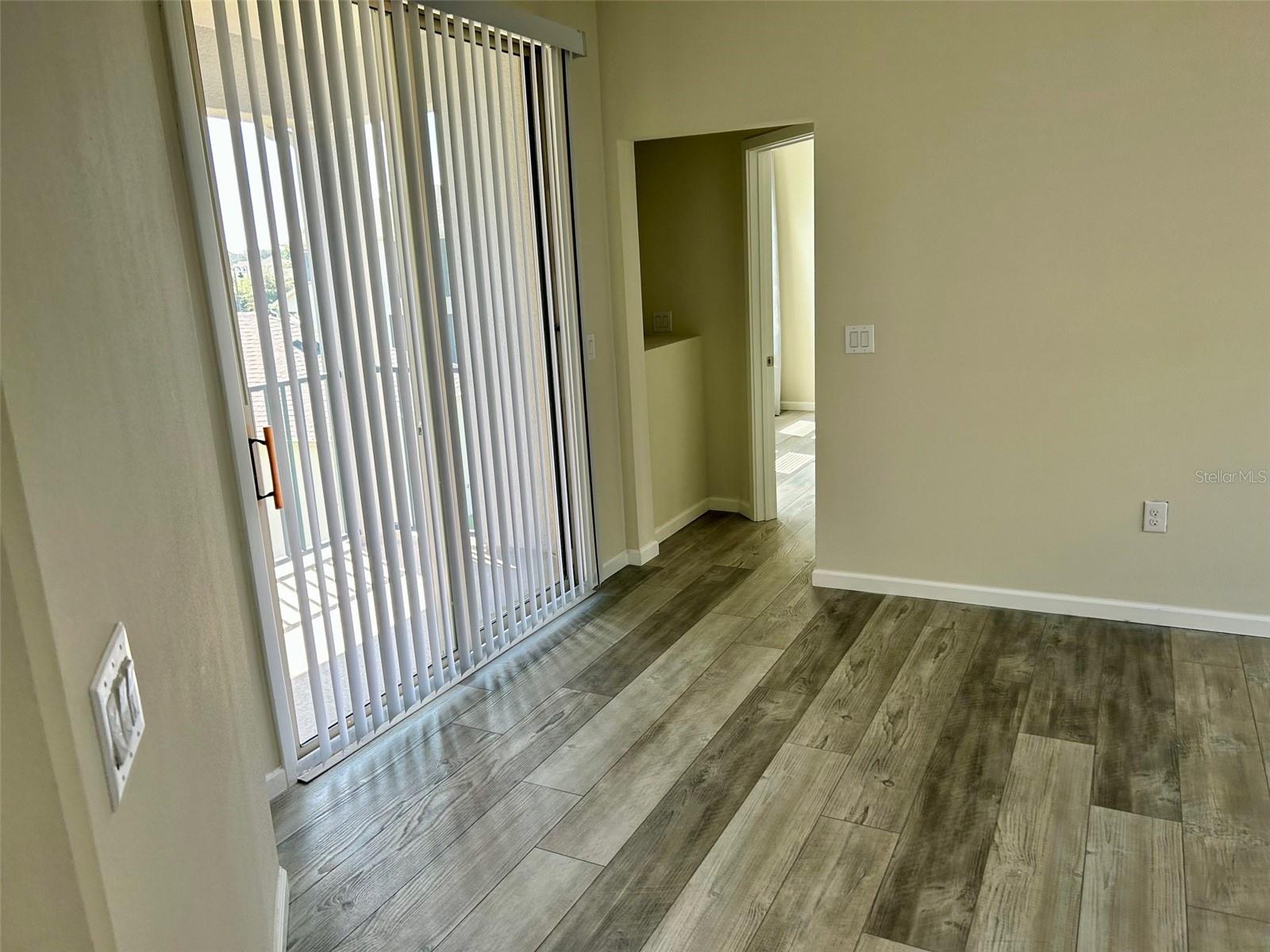 Image 15 of 28 For 254 Wooded Vine Lane