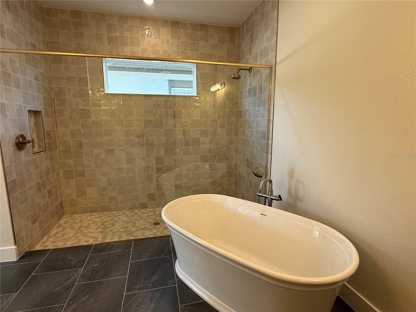 Image 16 of 30 For 10061 Ballast Drive