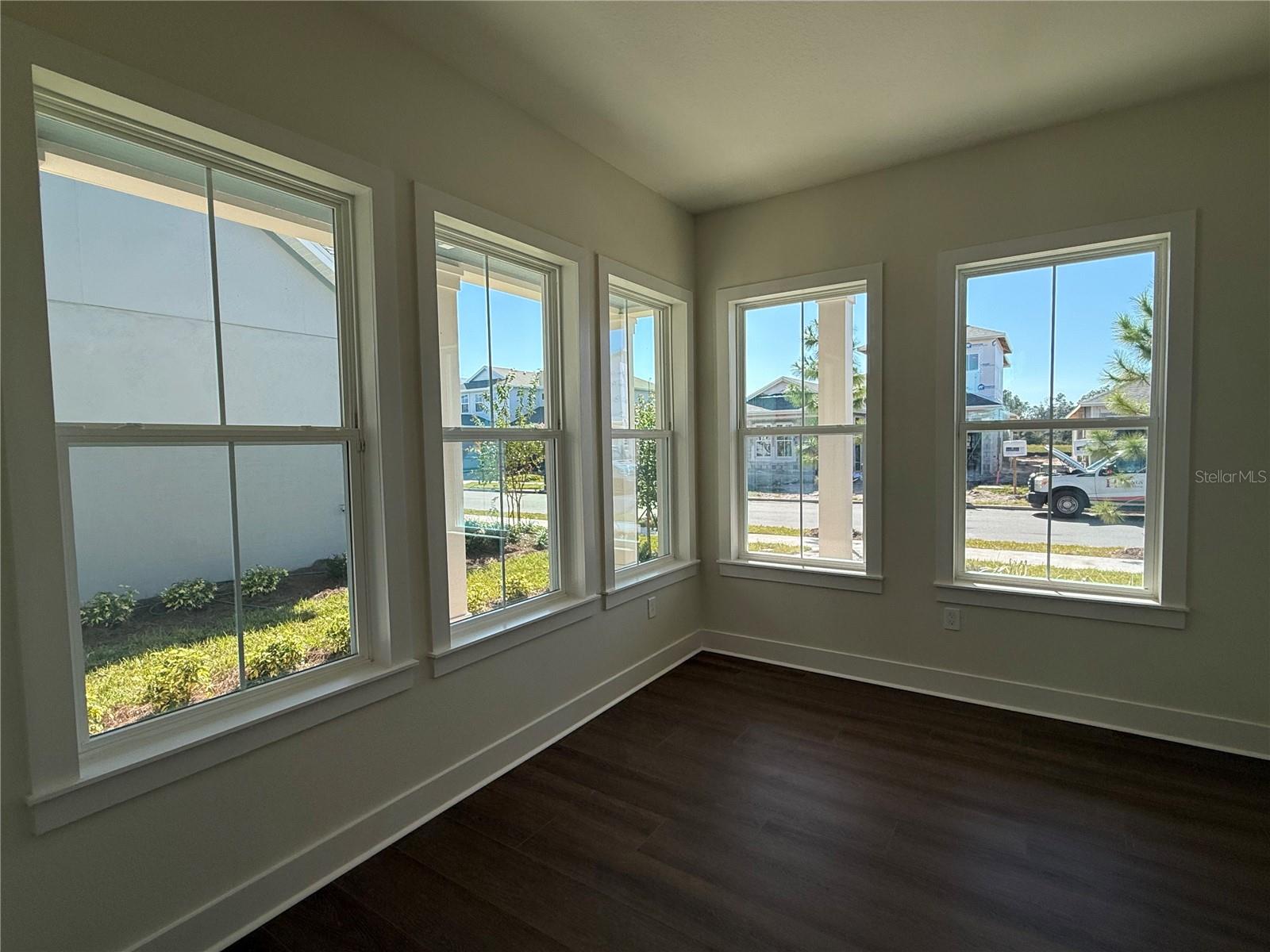 Image 4 of 30 For 10061 Ballast Drive