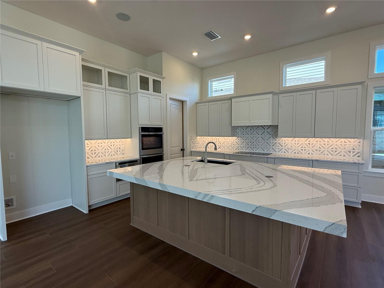 Image 5 of 30 For 10061 Ballast Drive