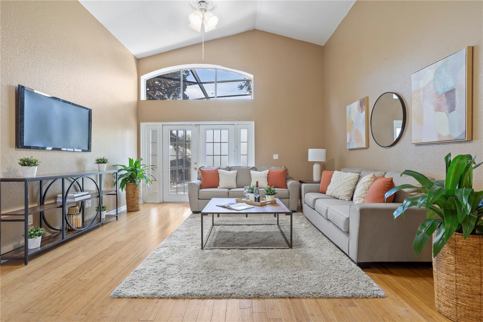 Image 14 of 62 For 889 River Boat Circle