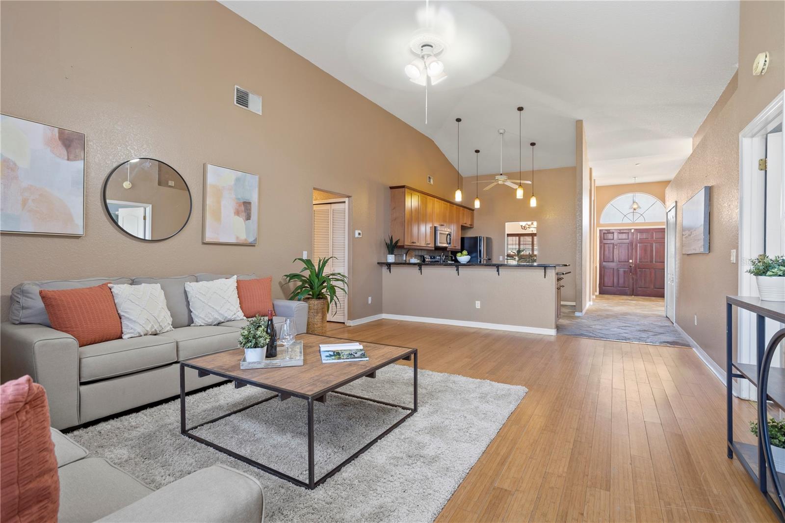 Image 16 of 62 For 889 River Boat Circle